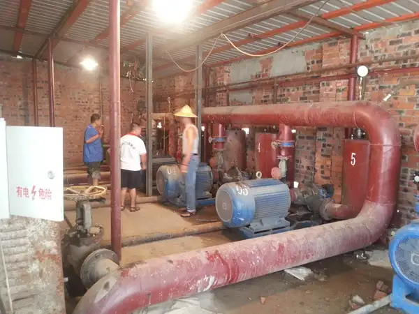 2019年7月，双吸泵安装现场